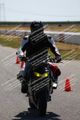 media/May-28-2023-Lets Ride (Sun) [[7acf226b67]]/Around the Pits/